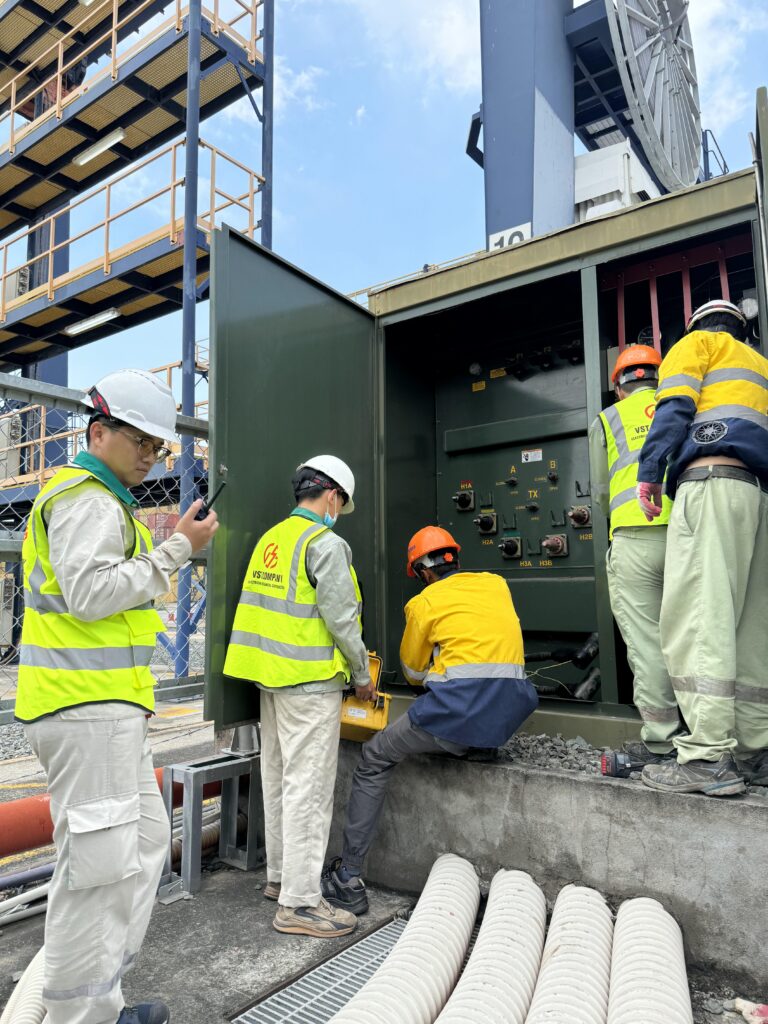 CÔNG TY TNHH XÂY LẮP ĐIỆN VÀ CƠ KHÍ VST