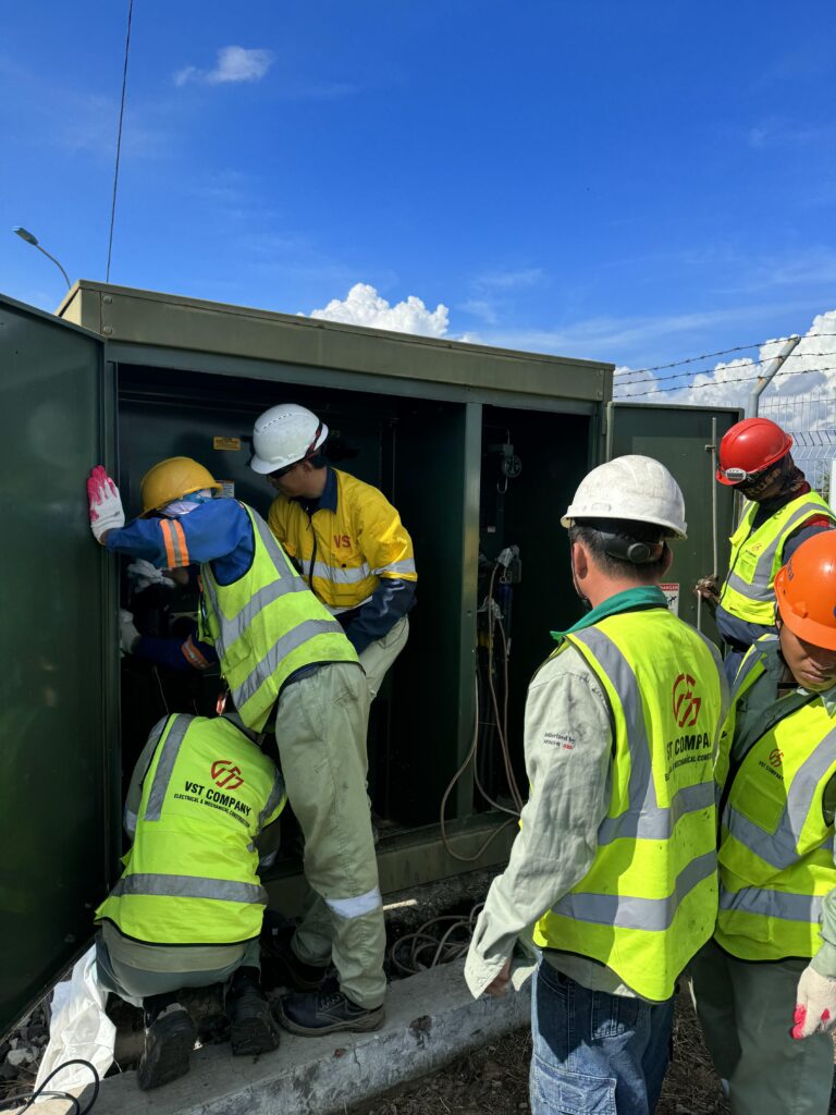 CÔNG TY TNHH XÂY LẮP ĐIỆN VÀ CƠ KHÍ VST
