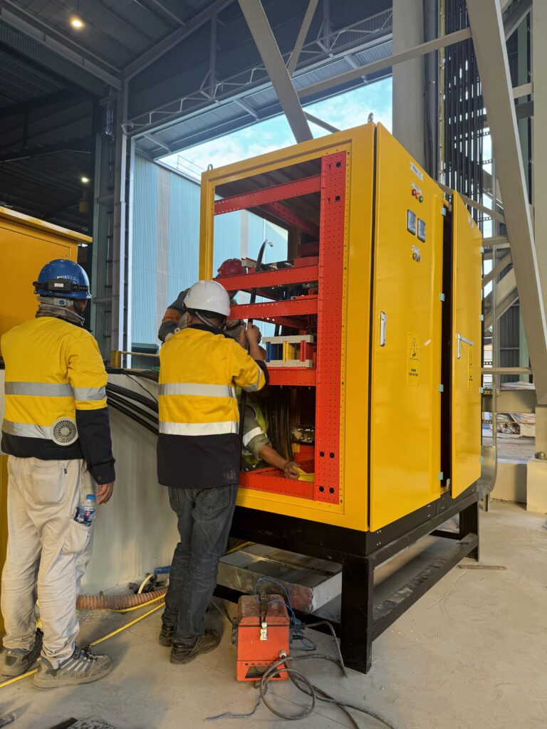 CÔNG TY TNHH XÂY LẮP ĐIỆN VÀ CƠ KHÍ VST