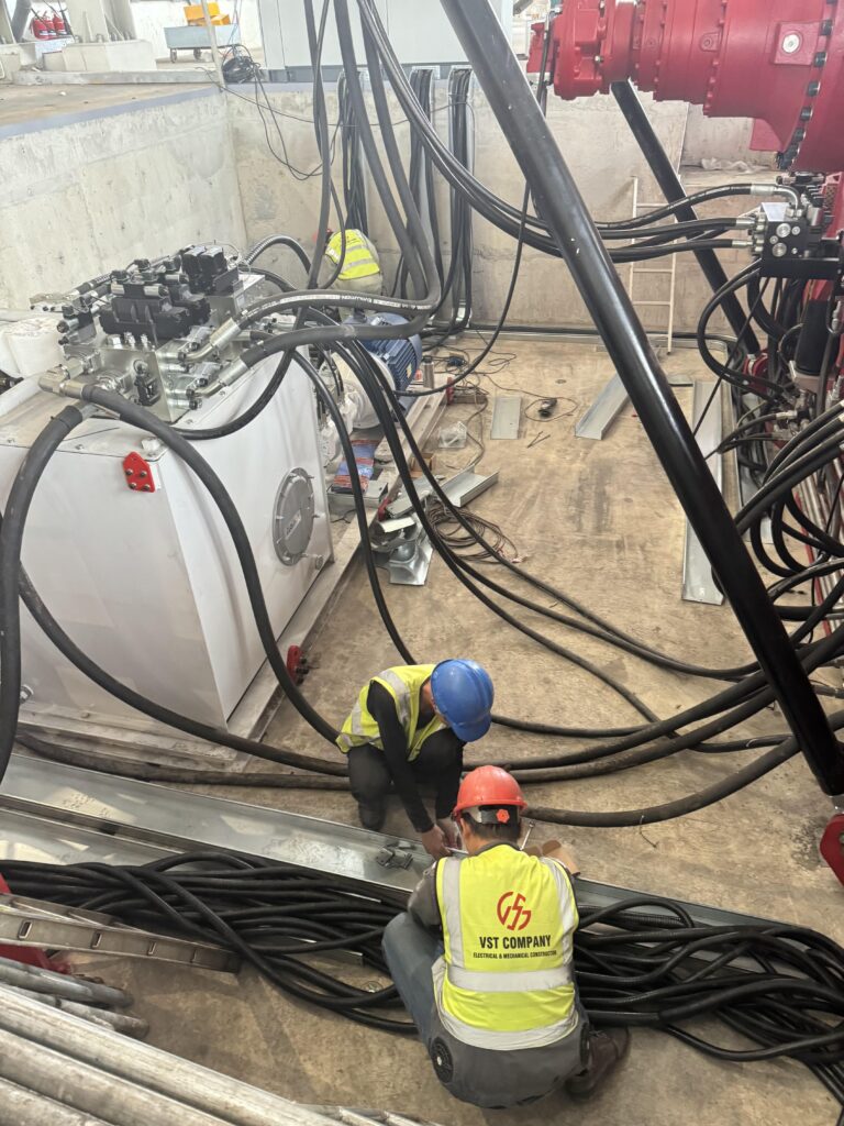 CÔNG TY TNHH XÂY LẮP ĐIỆN VÀ CƠ KHÍ VST